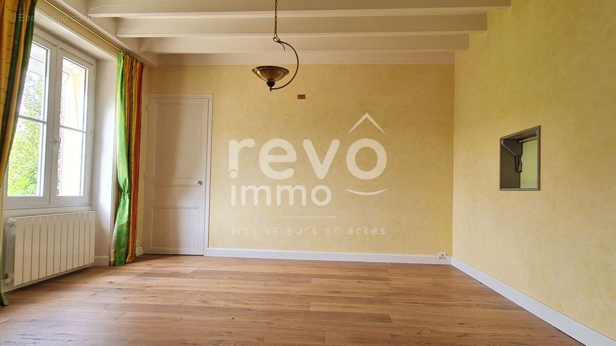 Maison à MAUVES-SUR-LOIRE
