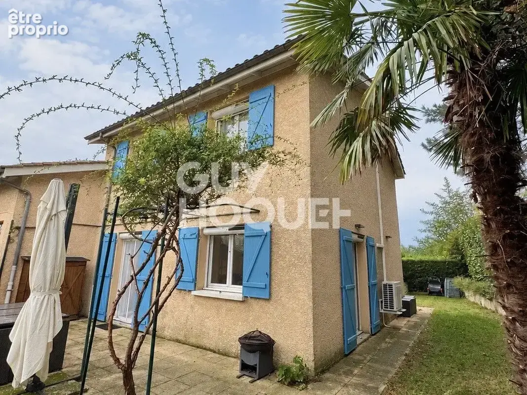 Maison à CHUZELLES