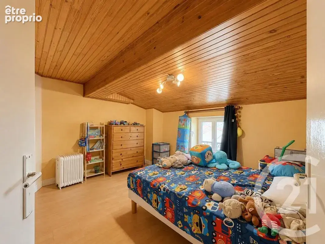 Maison 7 pièces 180 m² à vendre à Grigny (69520) - photo 17