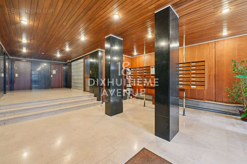 Appartement à PARIS-15E