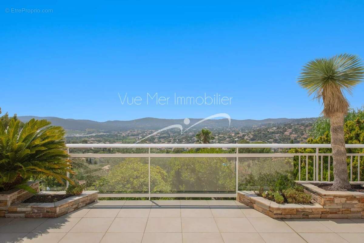 Villa avec piscine et vue panoramique – Le Lavandou - photo 6