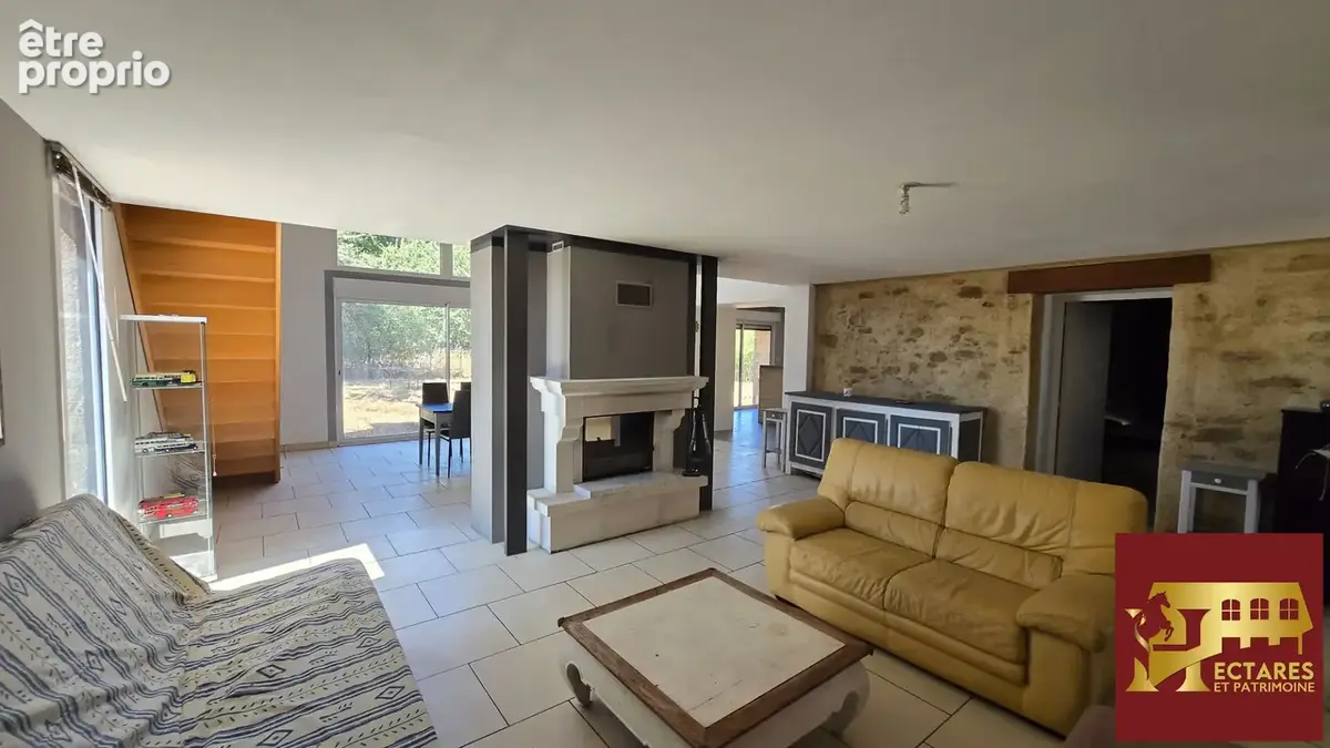 Maison de 180 m2 sur 6.3 hectares - photo 3