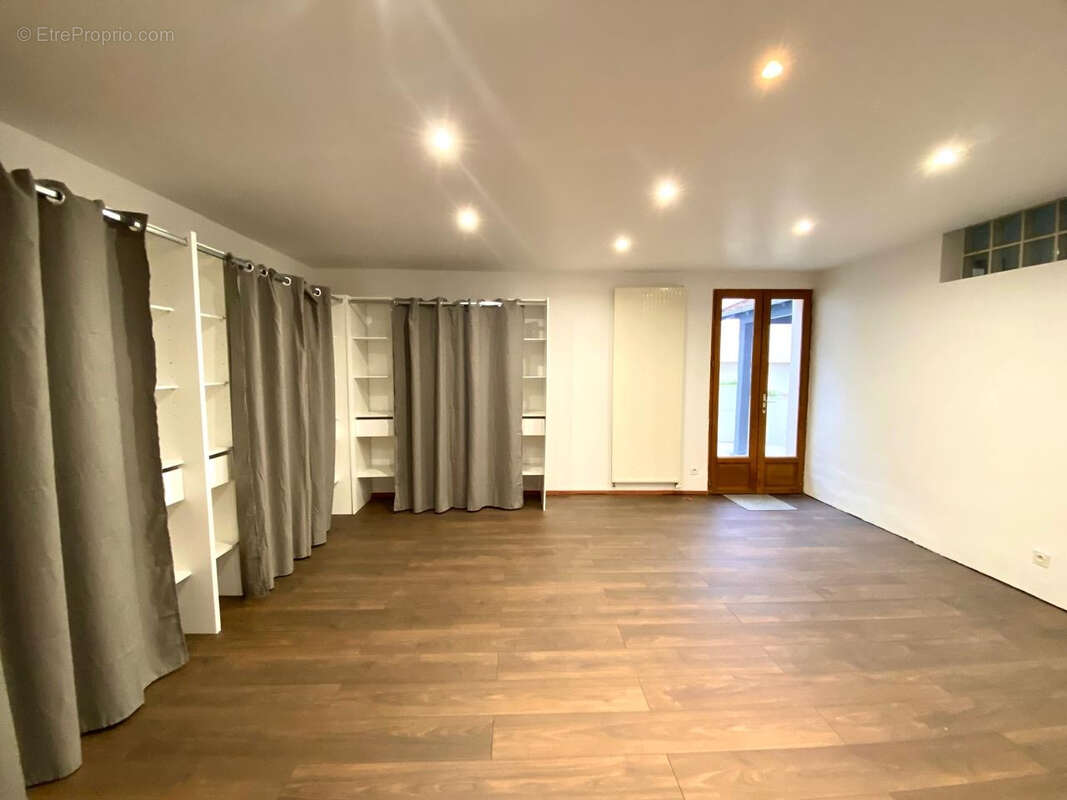 Maison à LE PLESSIS-ROBINSON