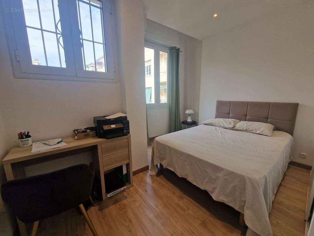 Appartement 73 m² à Nice  - photo 9