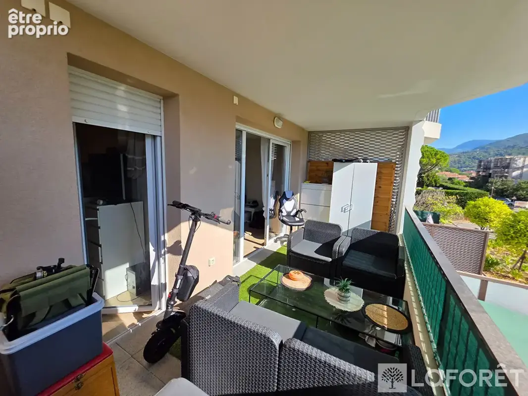 Appartement  Plans de Carros 2 pièces avec terrasse , résidence avec piscine - photo 3