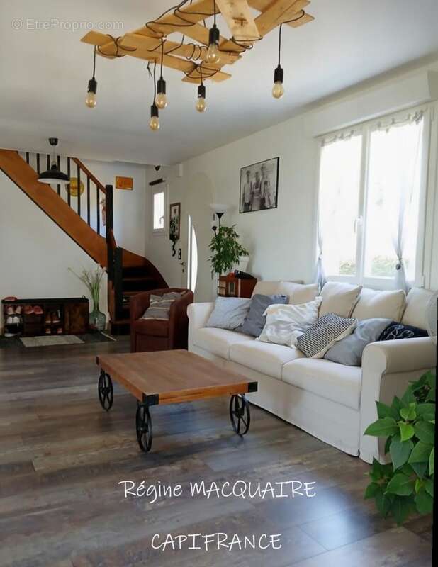 À vendre – Pavillon 6 pièces, 151 m², 4 chambres dont 1 au Rdc, terrain 2 500 m² – Luminosité, rénovation, confort à Vire Norman - photo 8