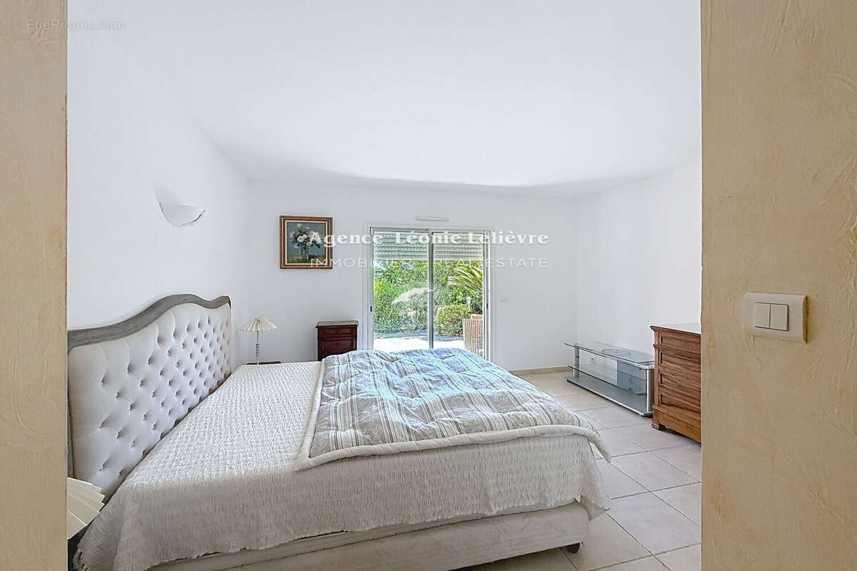 Maison 178 m² à Sainte-Maxime  - photo 9