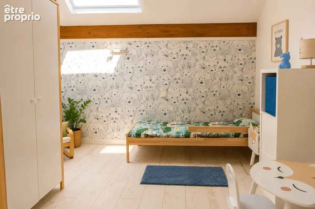 Maison T9 avec piscine - Chatenay - photo 15