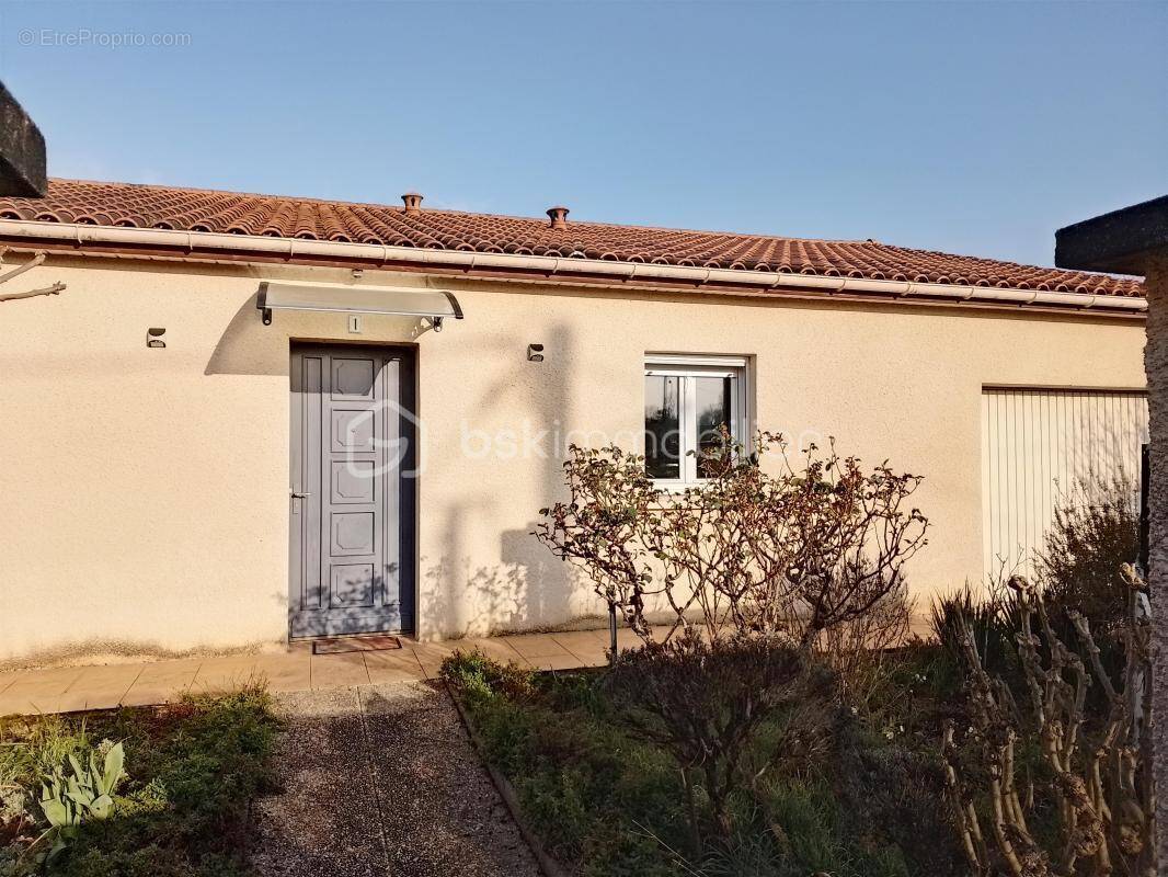 Maison à GOND-PONTOUVRE