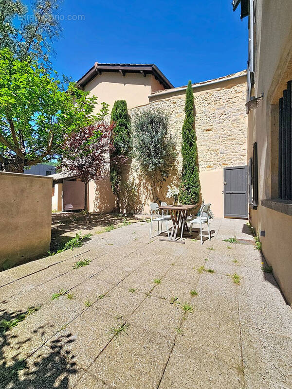 Appartement à ROCHETAILLEE-SUR-SAONE