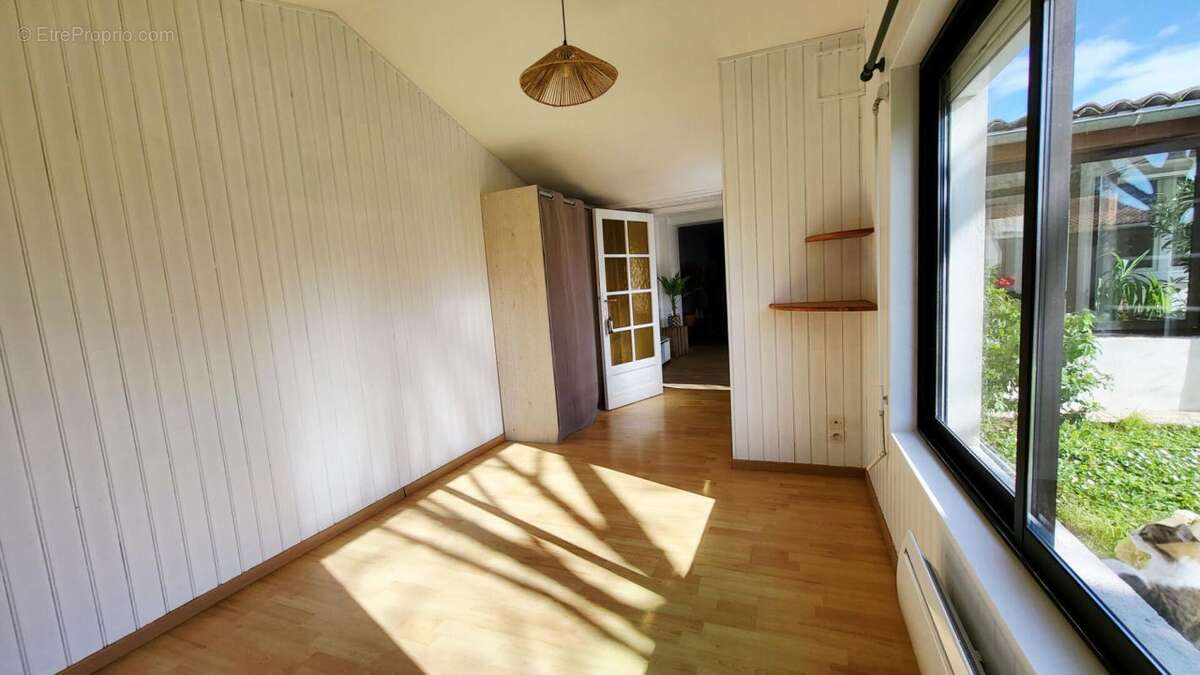 La rochelle - 17137 - maison plain pied - 2 chambres - jardin - parking - photo 10