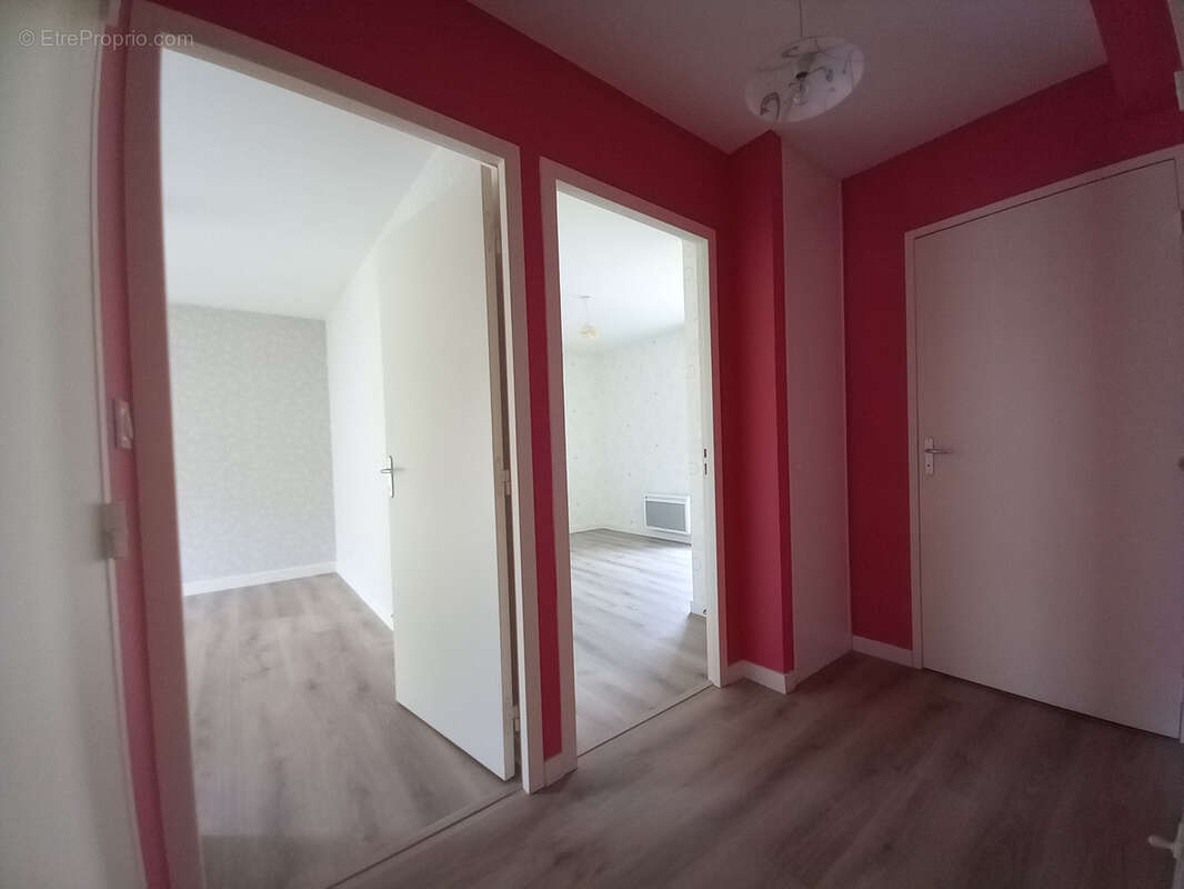 Appartement à FOUGERES