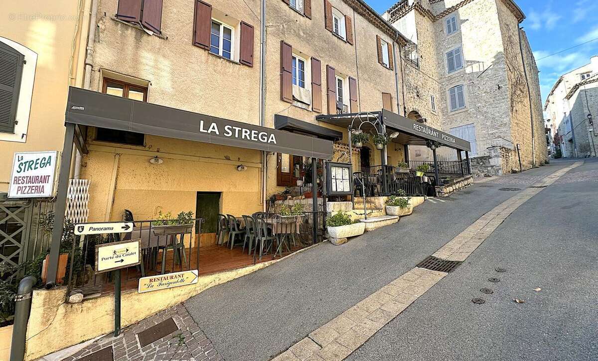 Commerce à FAYENCE