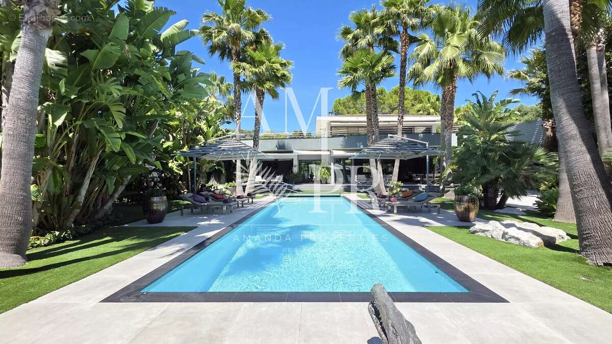 Maison à MOUGINS