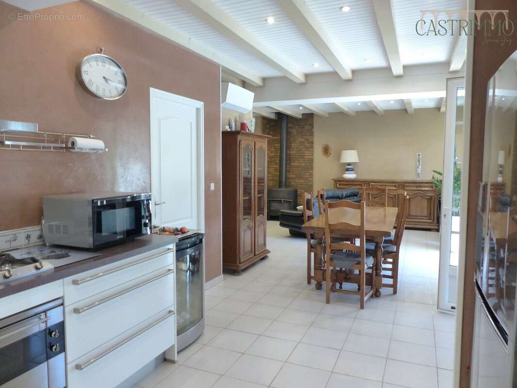 Maison à SAINT-JEAN-DE-CORNIES