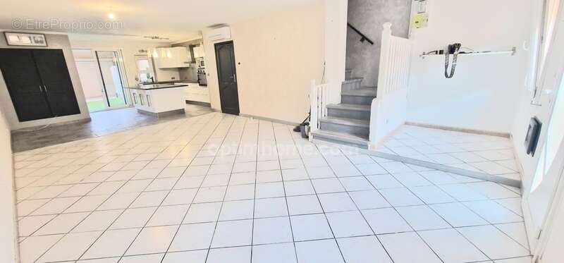 Maison à PORT-DE-BOUC