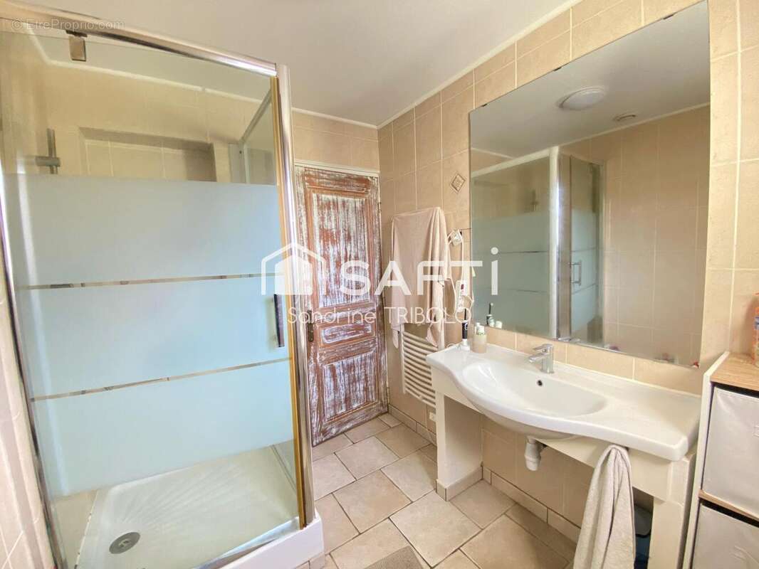 Photo 9 - Appartement à PEYROLLES-EN-PROVENCE