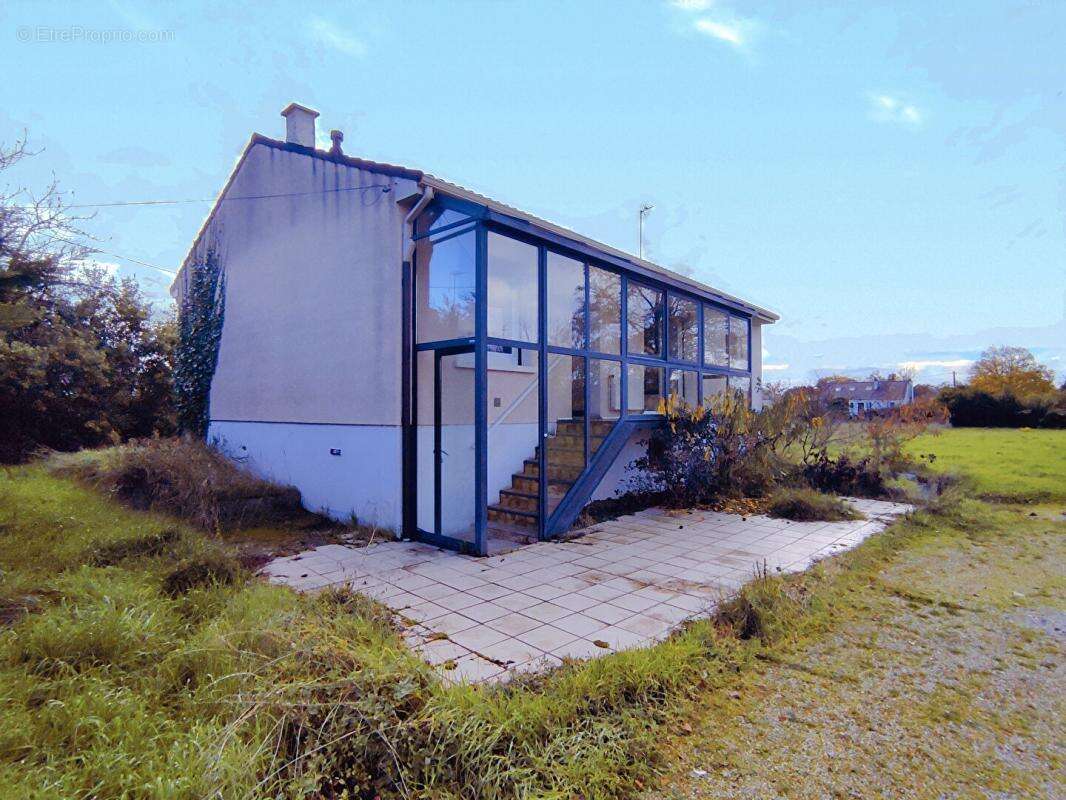 Maison à CHATELLERAULT