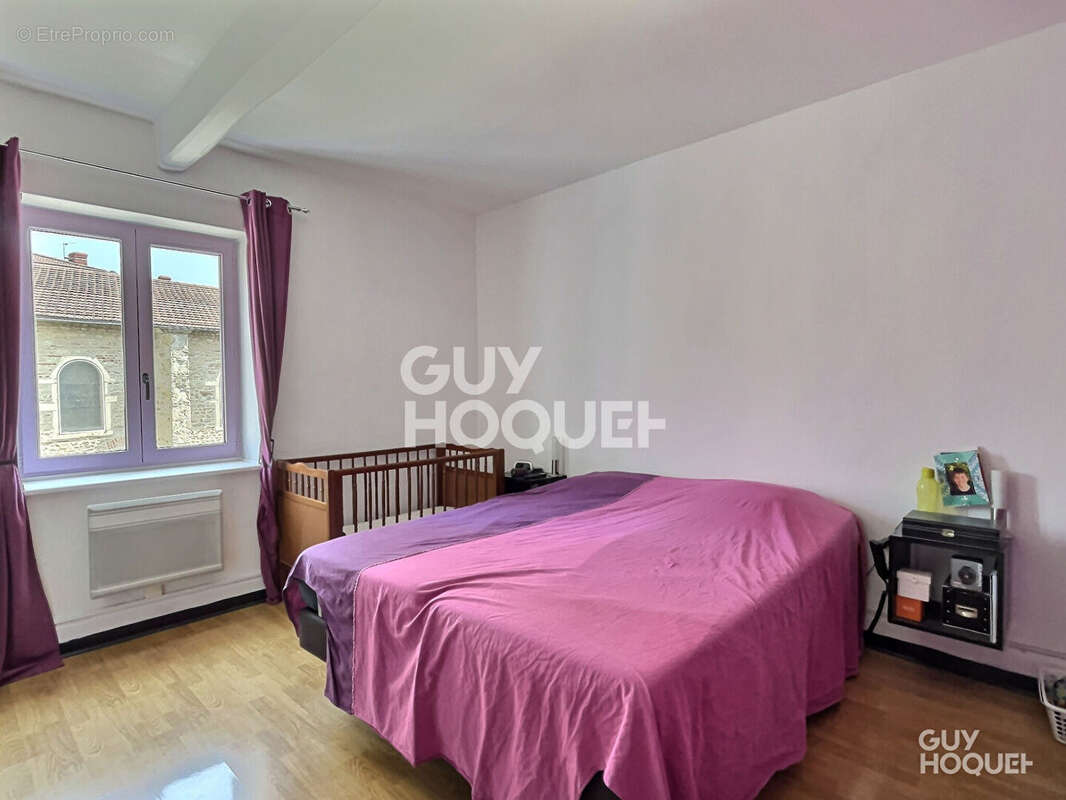 Maison à SAINTE-CONSORCE