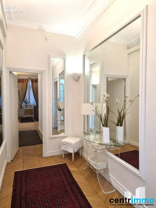 Paris 8 Appartement de Standing Entrée centrimmo