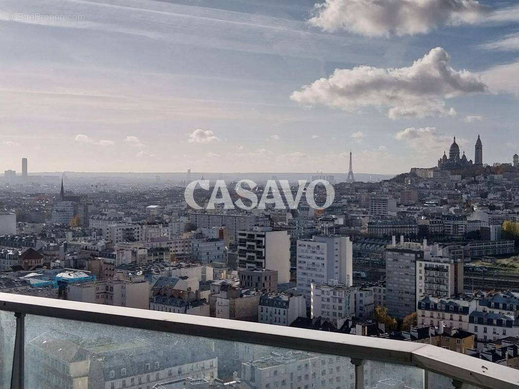 Appartement à PARIS-18E