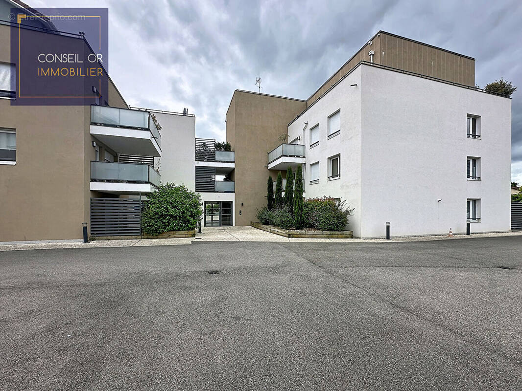 Appartement à CRAPONNE