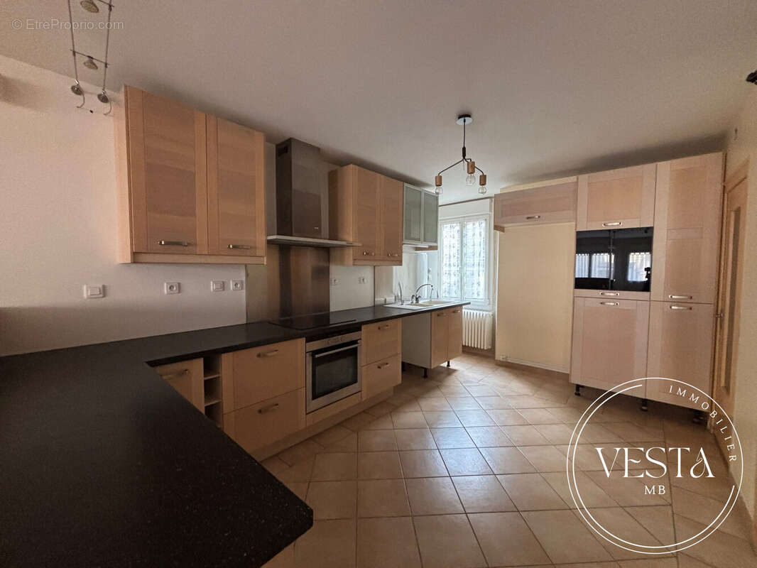 Maison 141 m² à Volnay  - photo 2