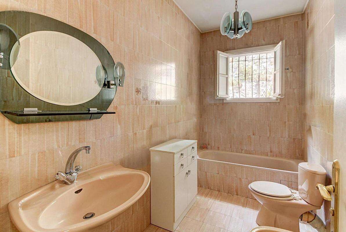 Maison à SAINT-ANDRE-DE-LA-ROCHE