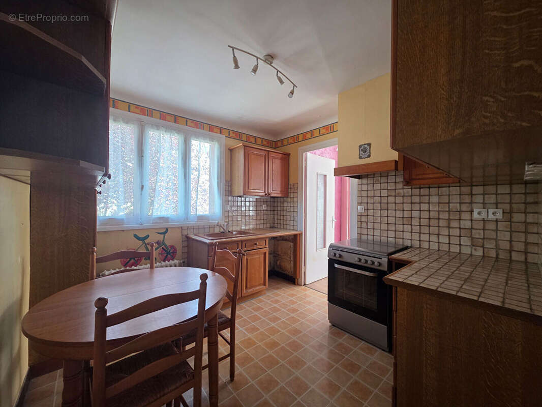 Maison à SAINT-GENIX-SUR-GUIERS