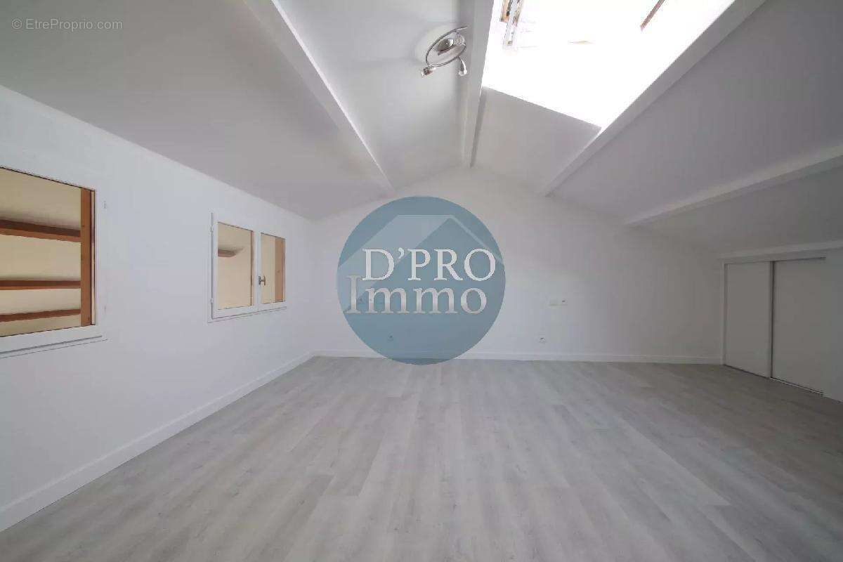 Maison à LA HAIE-FOUASSIERE