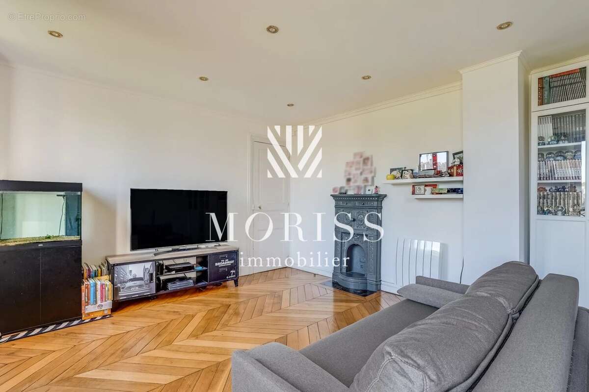 Appartement à PARIS-11E