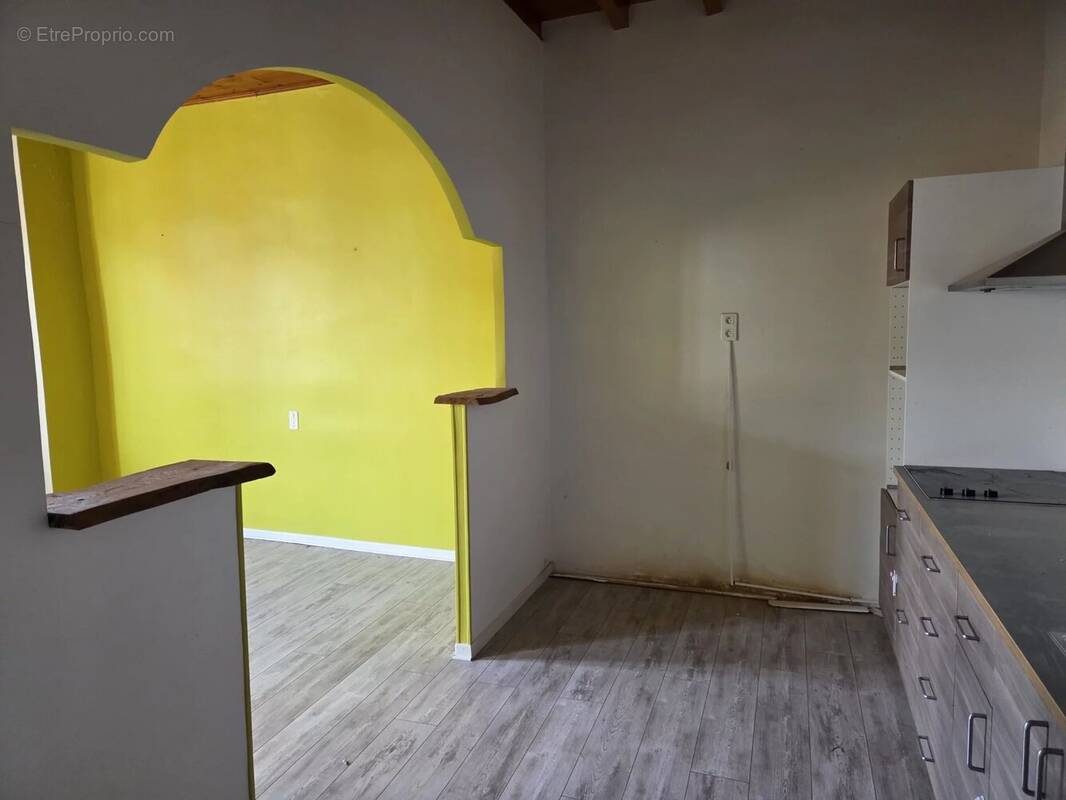 Appartement à MOLIERES