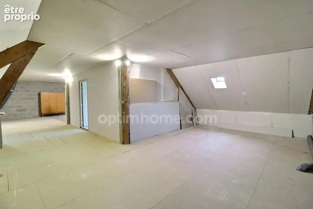 Maison familiale T6 lumineuse de 123 m² habitables - HÉRIC (44810) - photo 10