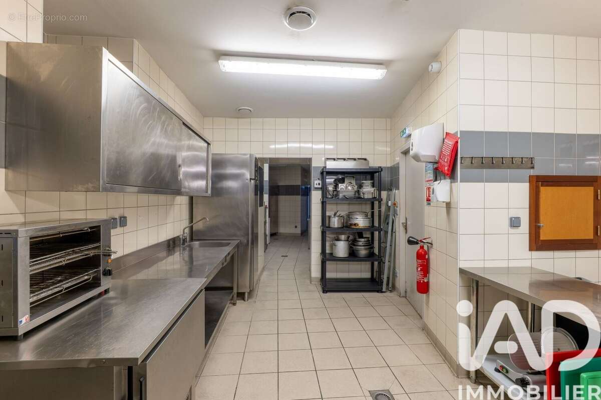 Photo 8 - Appartement à VERNET-LA-VARENNE
