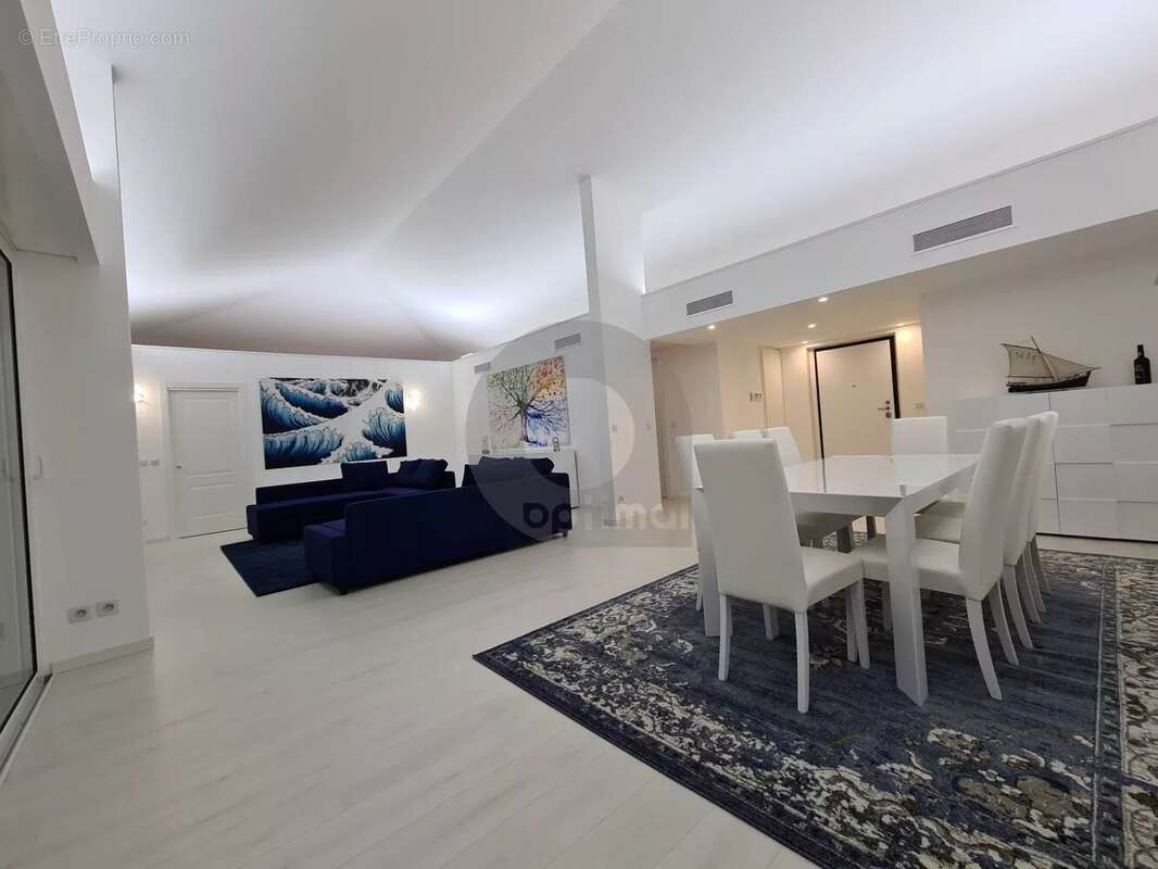 Appartement à MENTON
