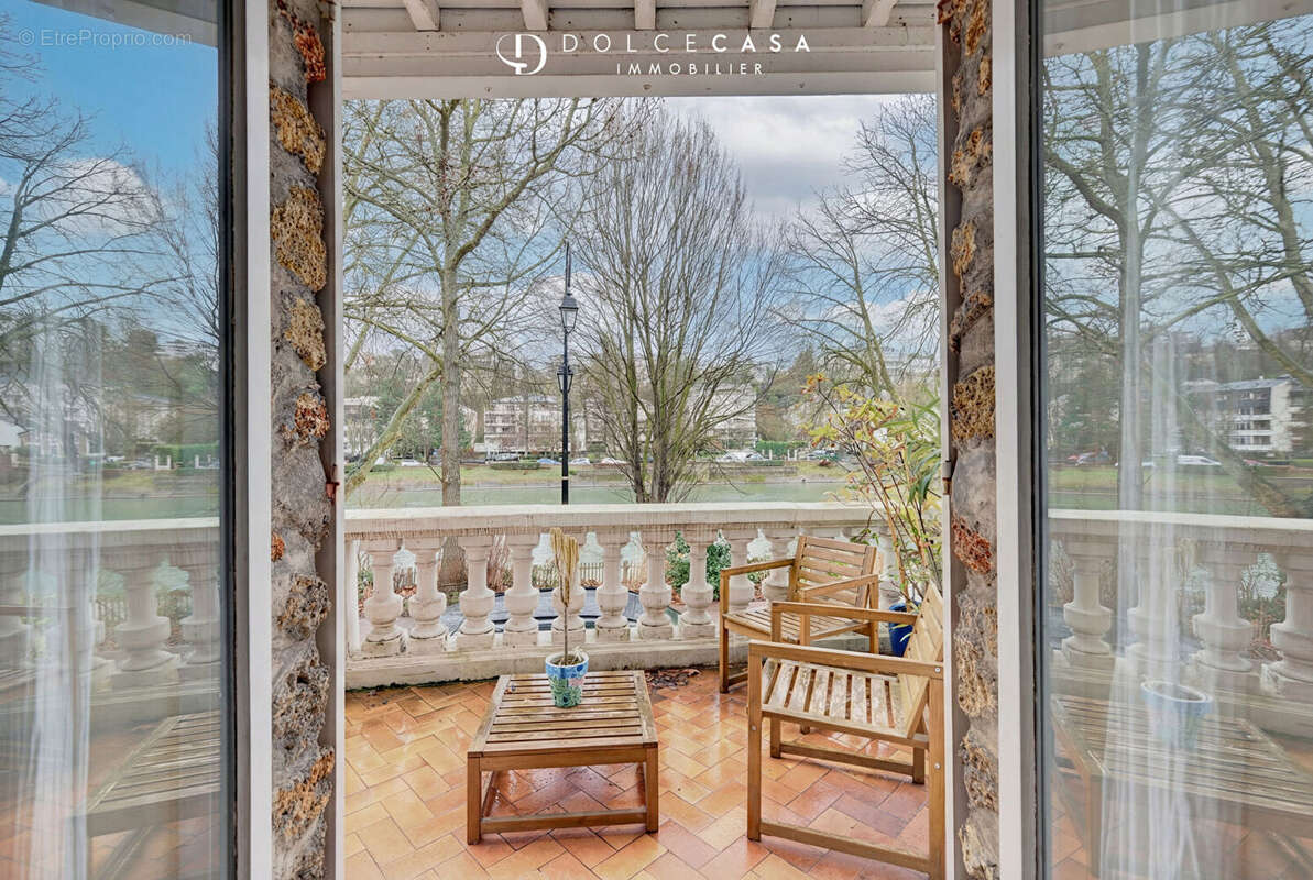 Maison à LE PERREUX-SUR-MARNE