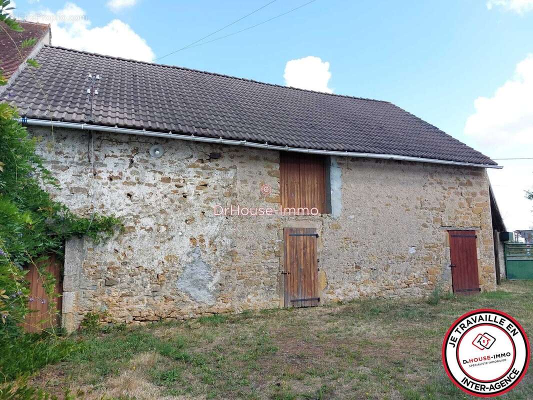 Maison 189 m² à Pommiers  - photo 16
