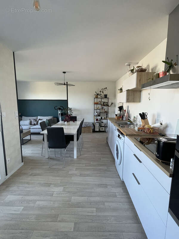 Appartement à LES SORINIERES