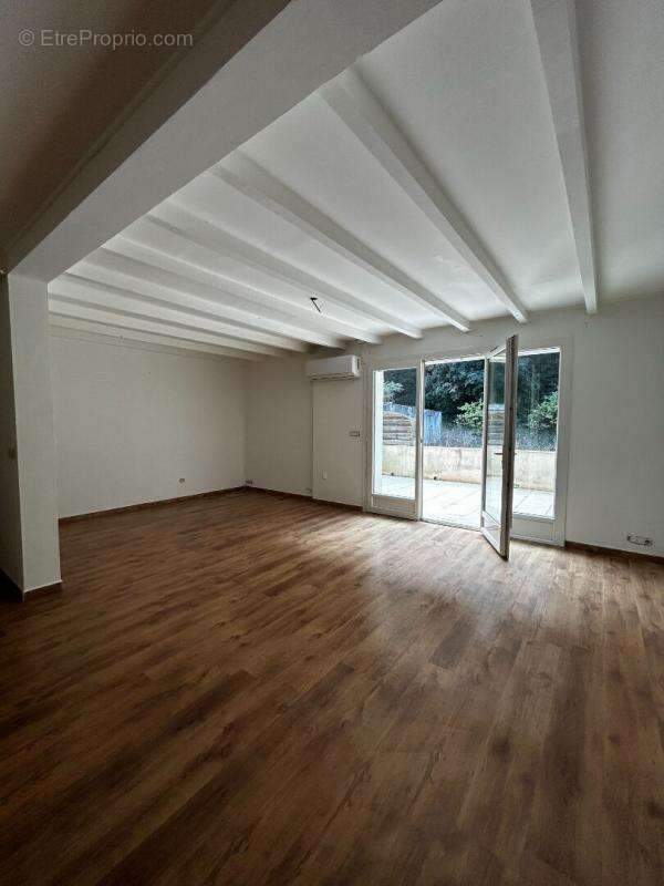 Appartement à GEMENOS