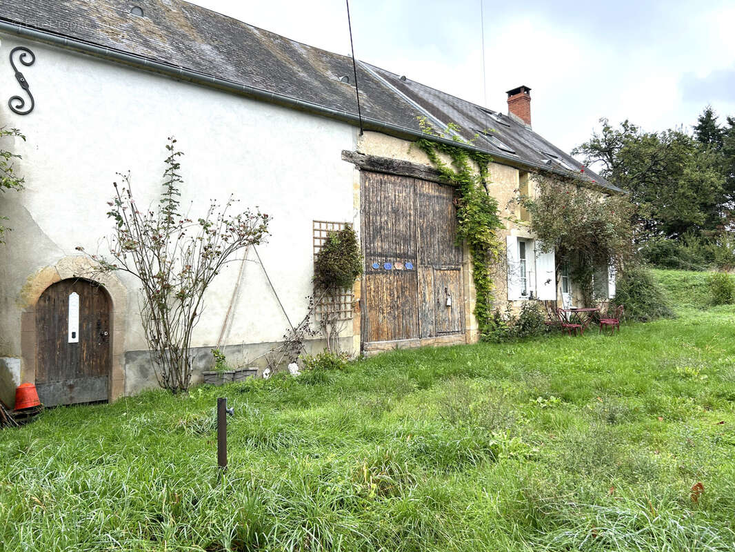 Maison à SAINT-BENIN-DES-BOIS