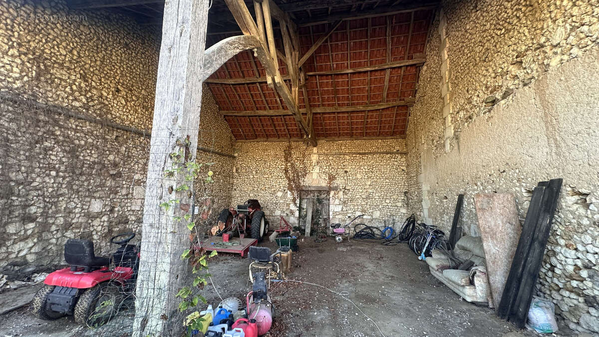 Maison à SAINT-ANDRE-DE-DOUBLE