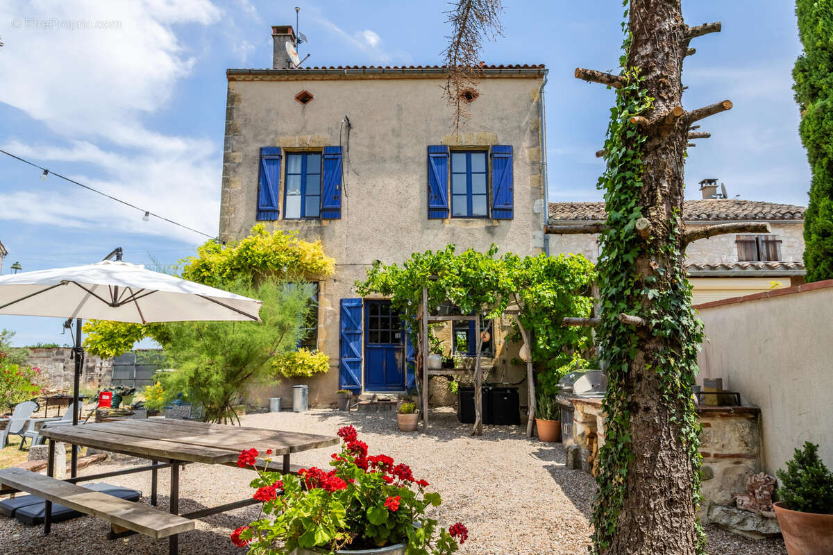 Maison de village avec jardin - photo 8