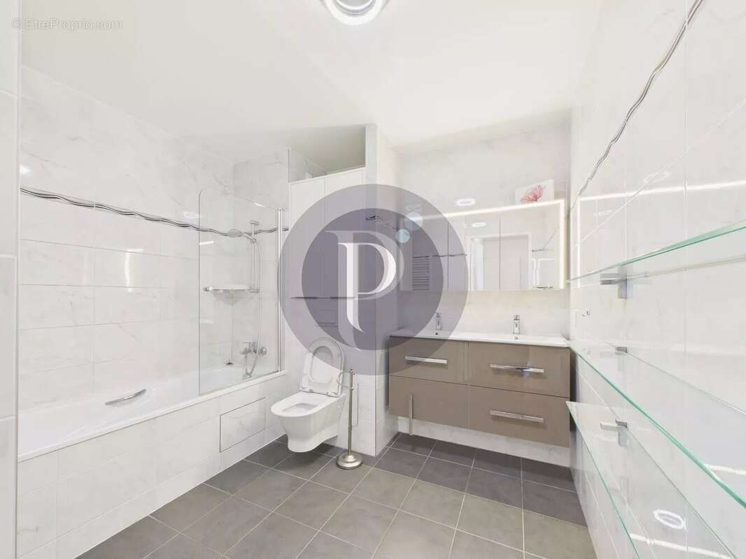 Appartement à LE PLESSIS-ROBINSON
