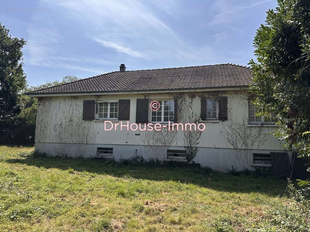 Maison à LA GRAVERIE