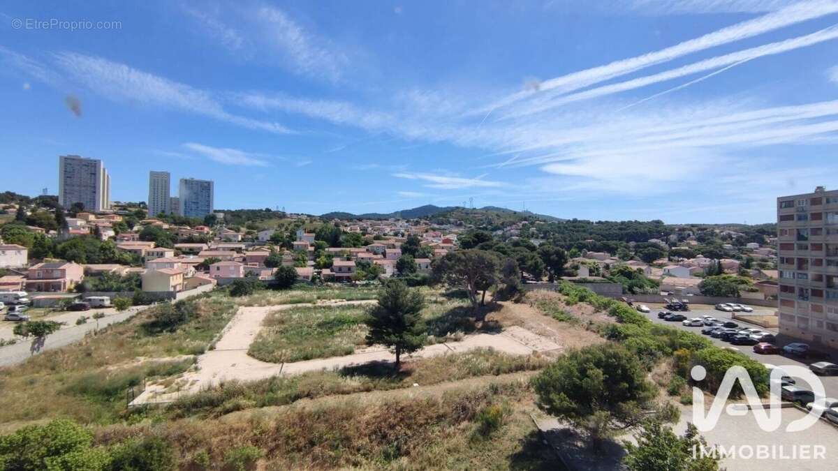 Appartement 60 m² à Marseille-15e  - photo 2