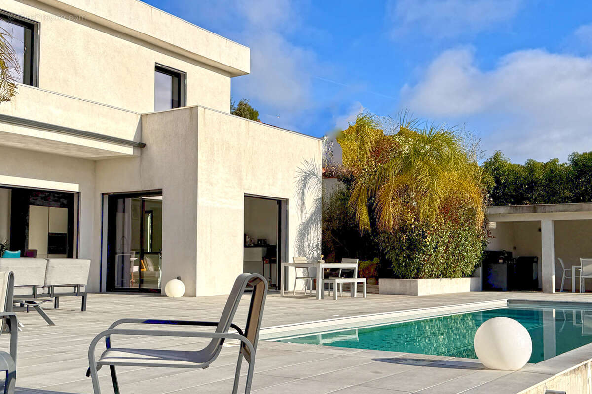 Maison à LA VALETTE-DU-VAR