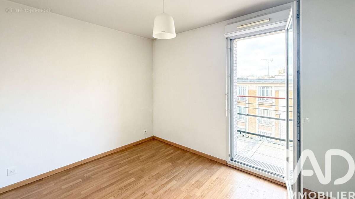 Photo 8 - Appartement à COLOMBES