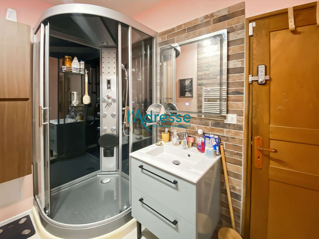 Maison à OINVILLE-SUR-MONTCIENT