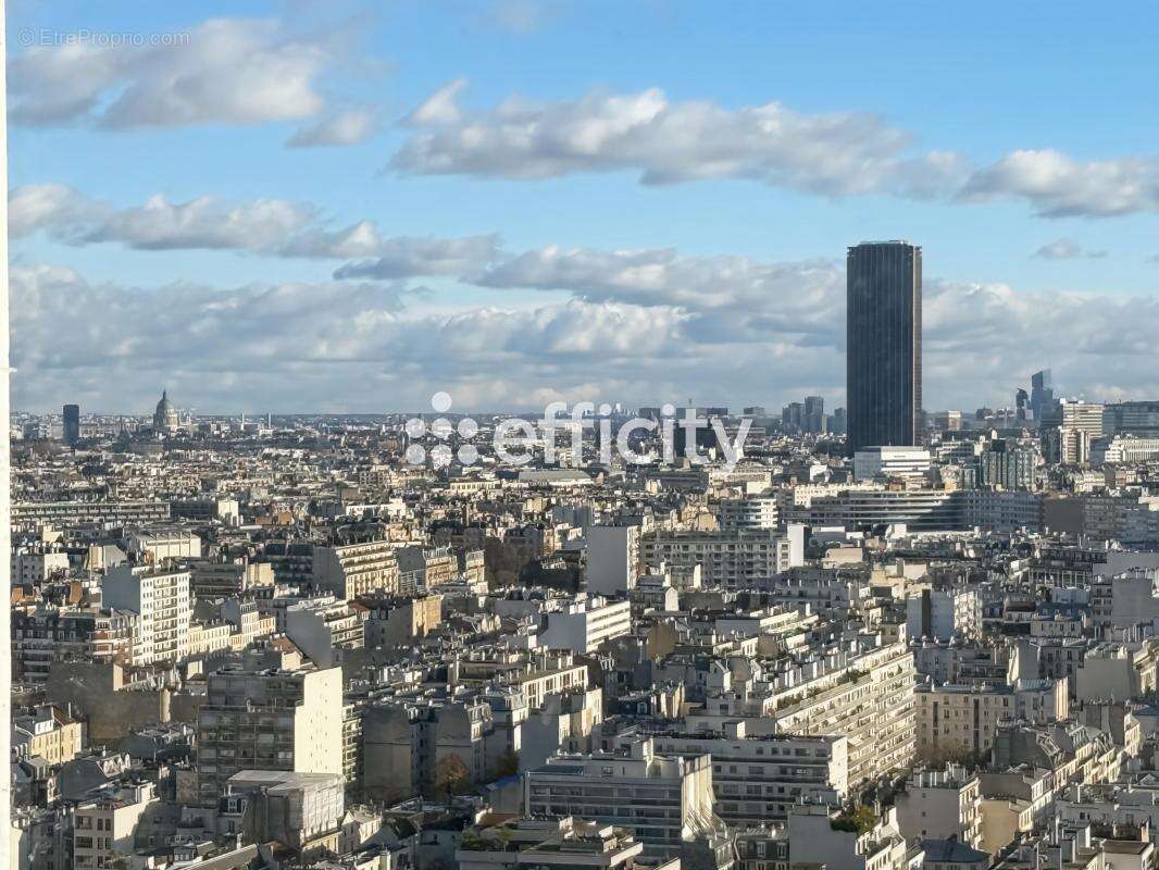 Appartement à PARIS-15E