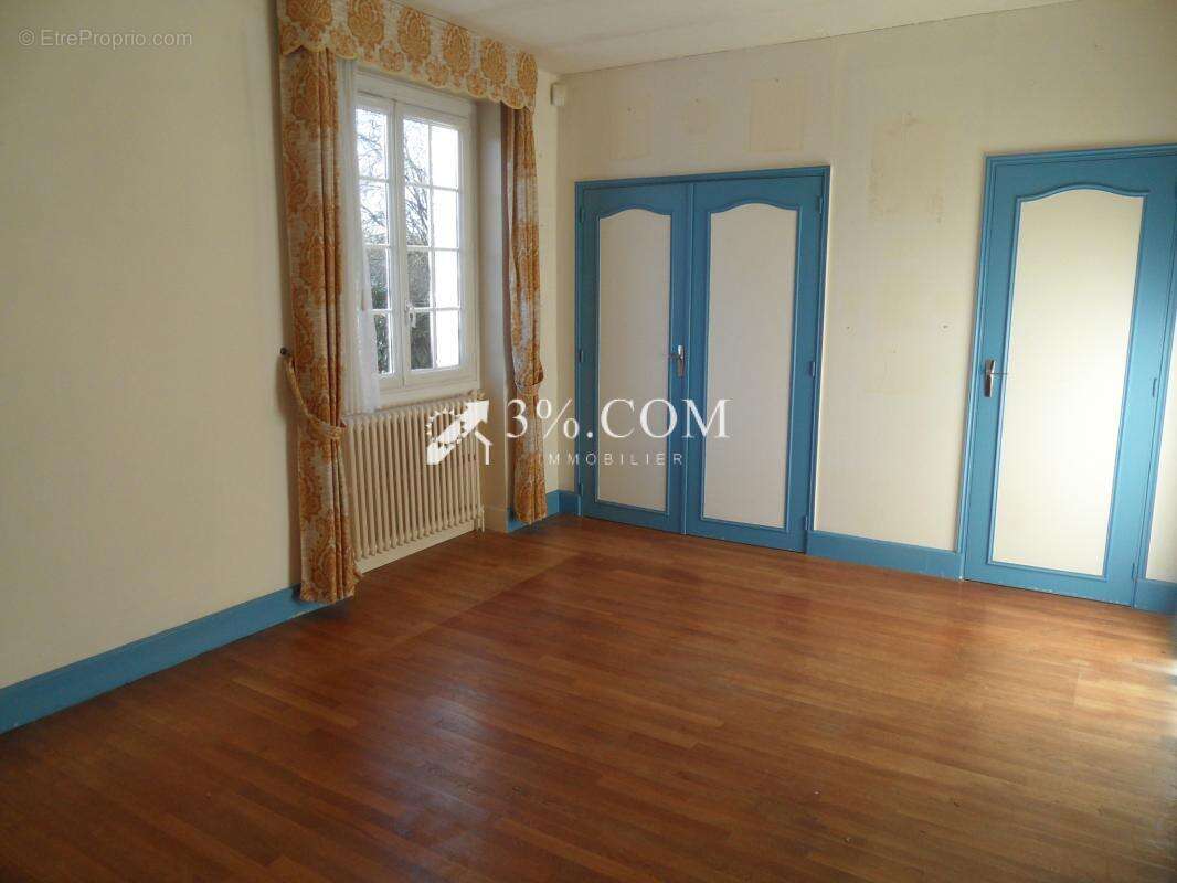 Maison à BUXEROLLES